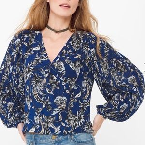 White House Black Market | Floral Surplice Top | 0